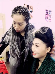 ���λ�ױѧУ:��ô��ѡ��ױ��ѵѧУ?