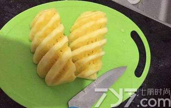 吃菠萝是要先脱敏的 什么是菠萝过敏症?(2)