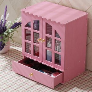 Ů��Ӧ�����������Լ��Ļ�ױƷ��רҵ��ױʦ����һ�У���������ѧ