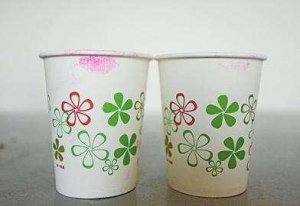 ŮٱҲҪͿں죬򿪾ֱͿѹմճ