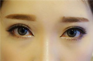 ������ױ�־����Ϳ���ԭ�������ţ���ױʦ����3���ӻ������˴���