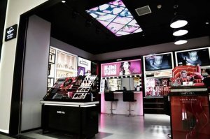 ȫ��˽�˻�ױ�俪���ߣ�Ǫ˿Ե�Ը��ʲ�Ʒ+רҵ����������ҵ��չ