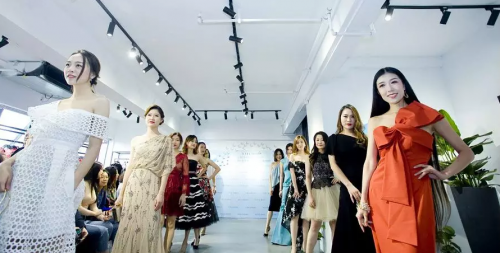 ��۹����³�ǿ����פ�Ϻ� ����������ʱ�д��ƹ���ƽ̨